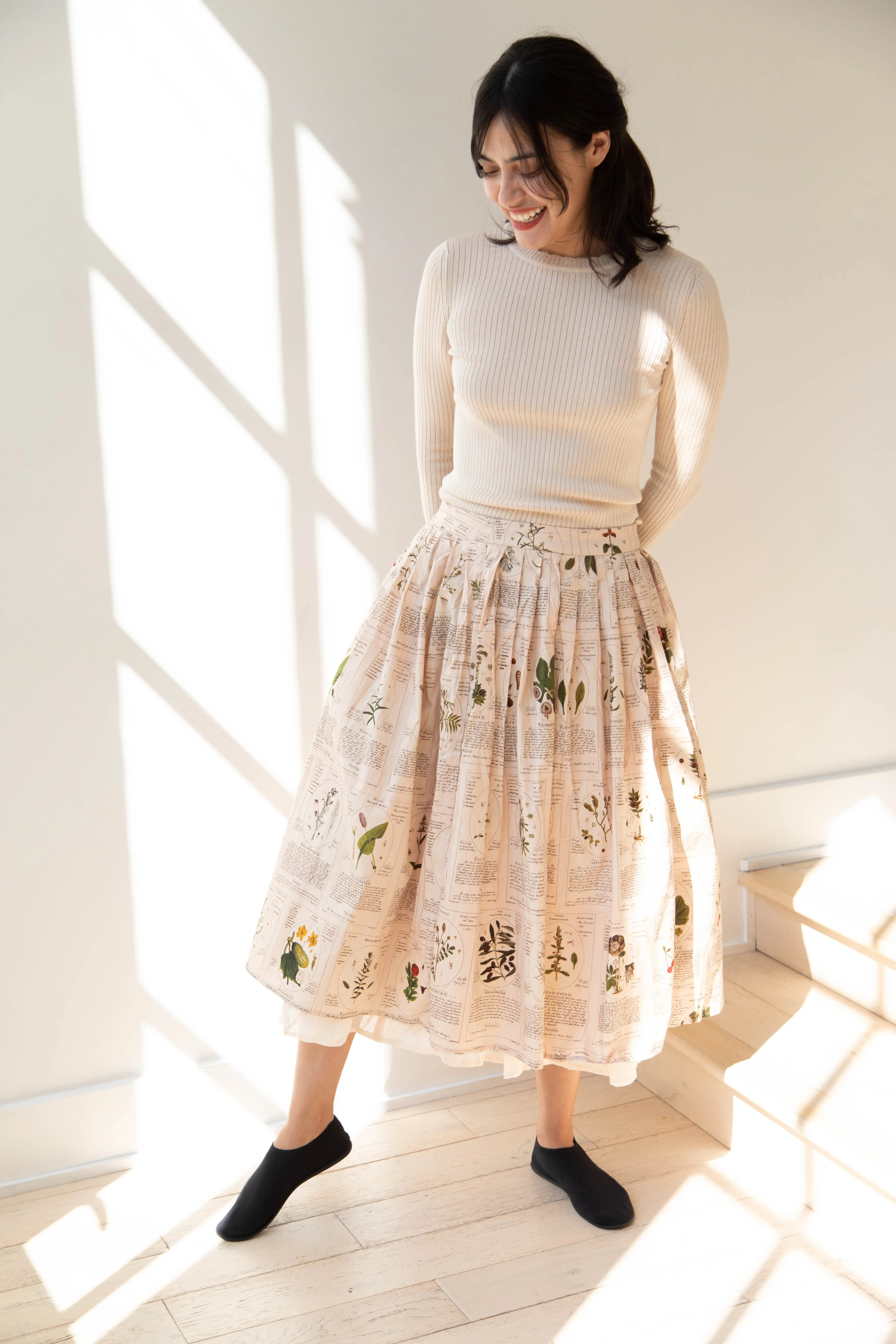 Aleksandr Manamïs | Plissé Skirt in Herbarium