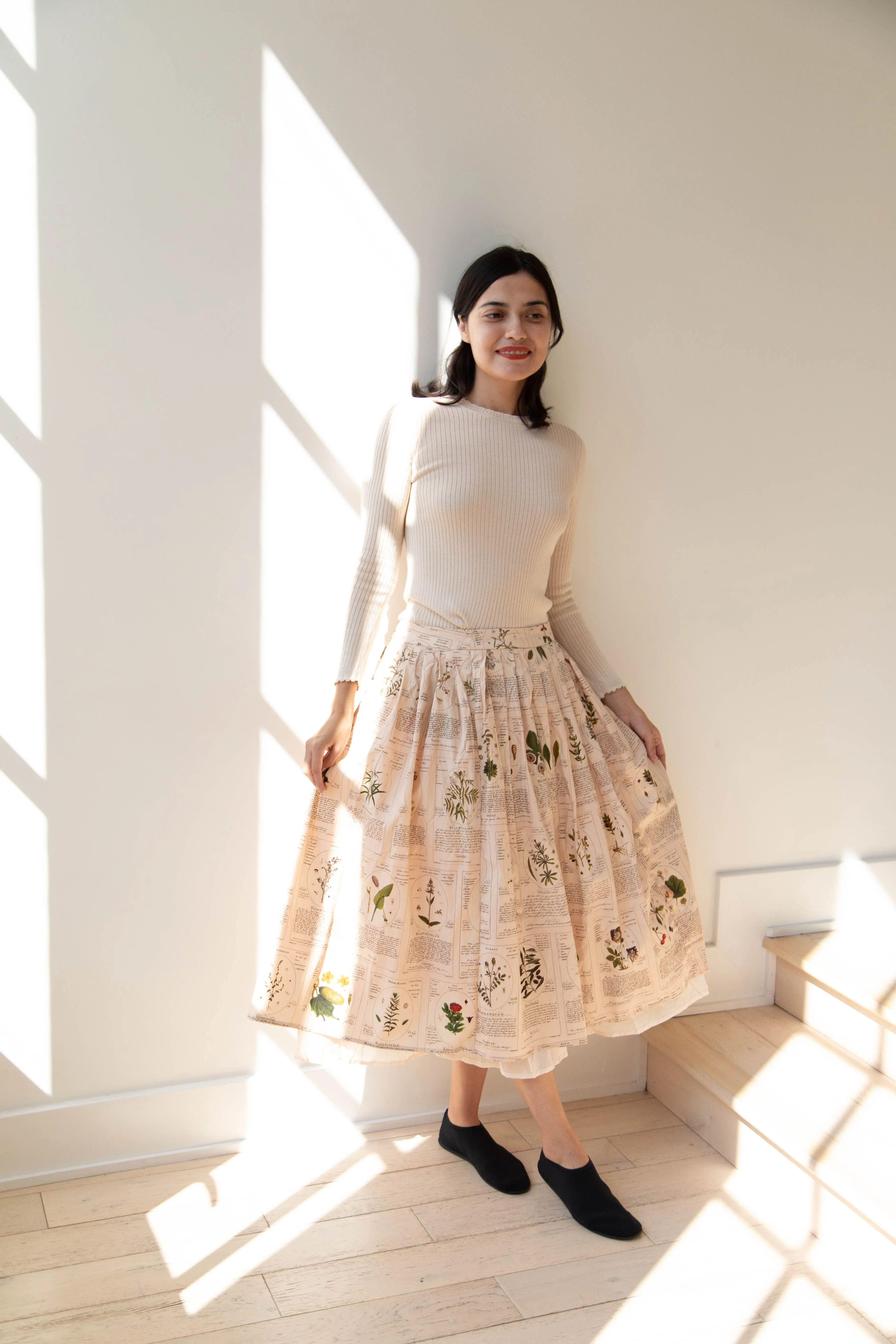 Aleksandr Manamïs | Plissé Skirt in Herbarium