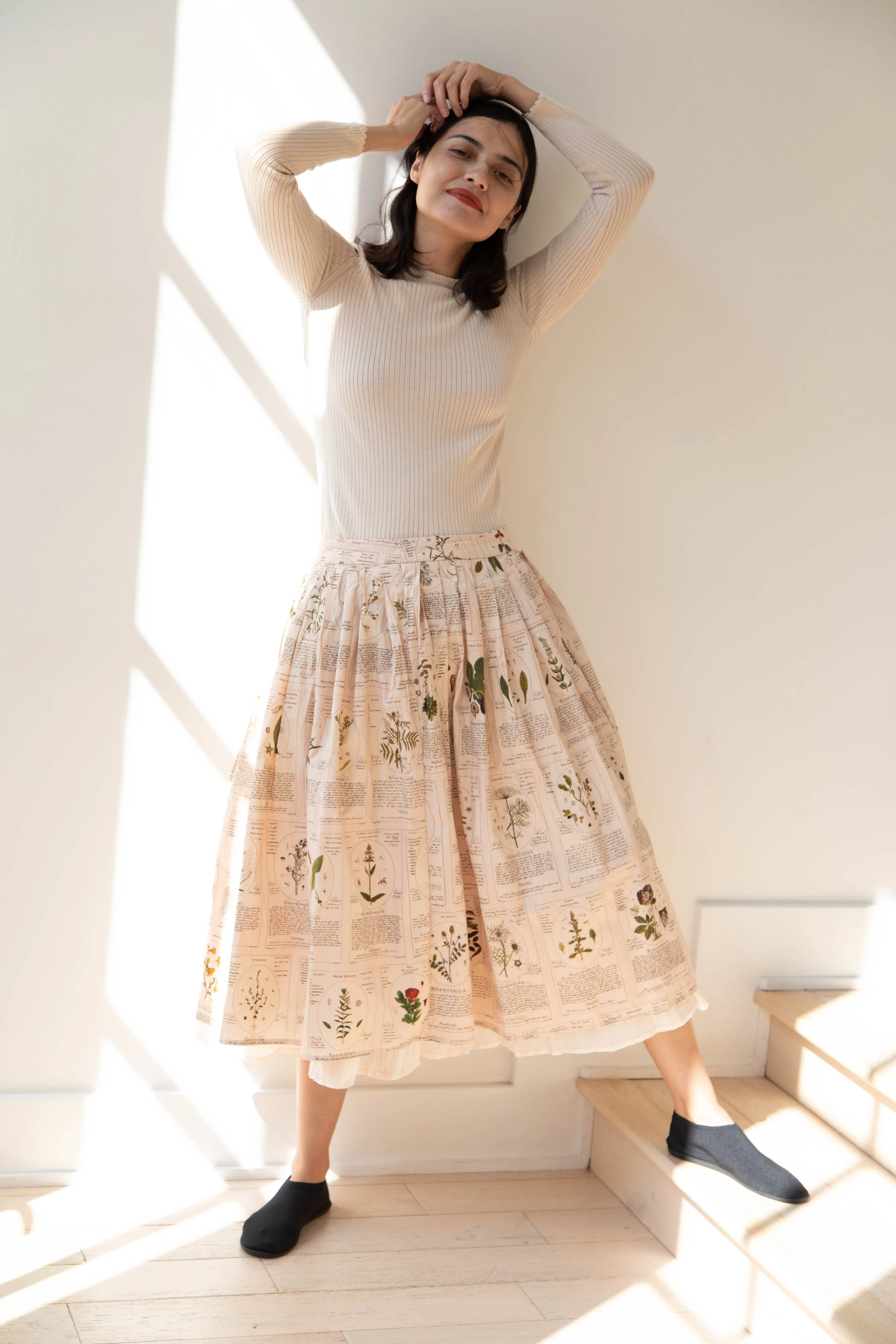 Aleksandr Manamïs | Plissé Skirt in Herbarium