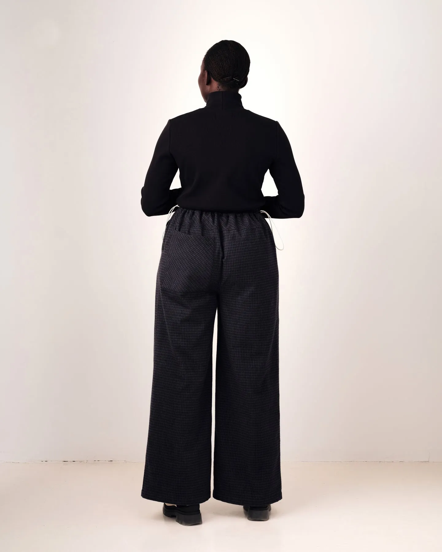 Odeyalo Adamo Turtleneck (Black)