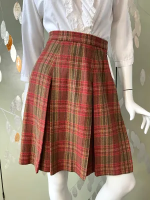 Vintage 1960s Red Green Plaid Wool Pleated Skirt, XS