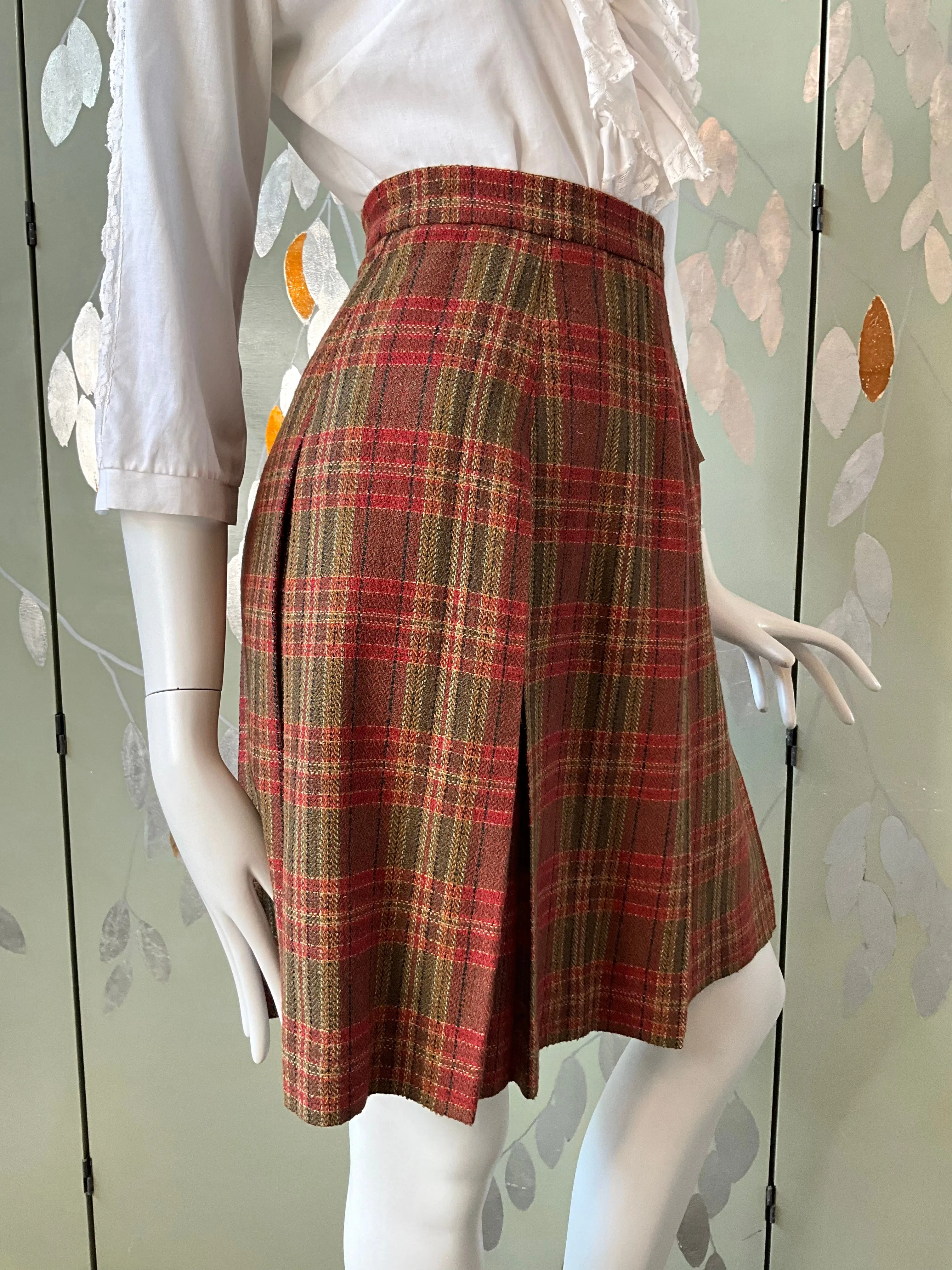 Vintage 1960s Red Green Plaid Wool Pleated Skirt, XS